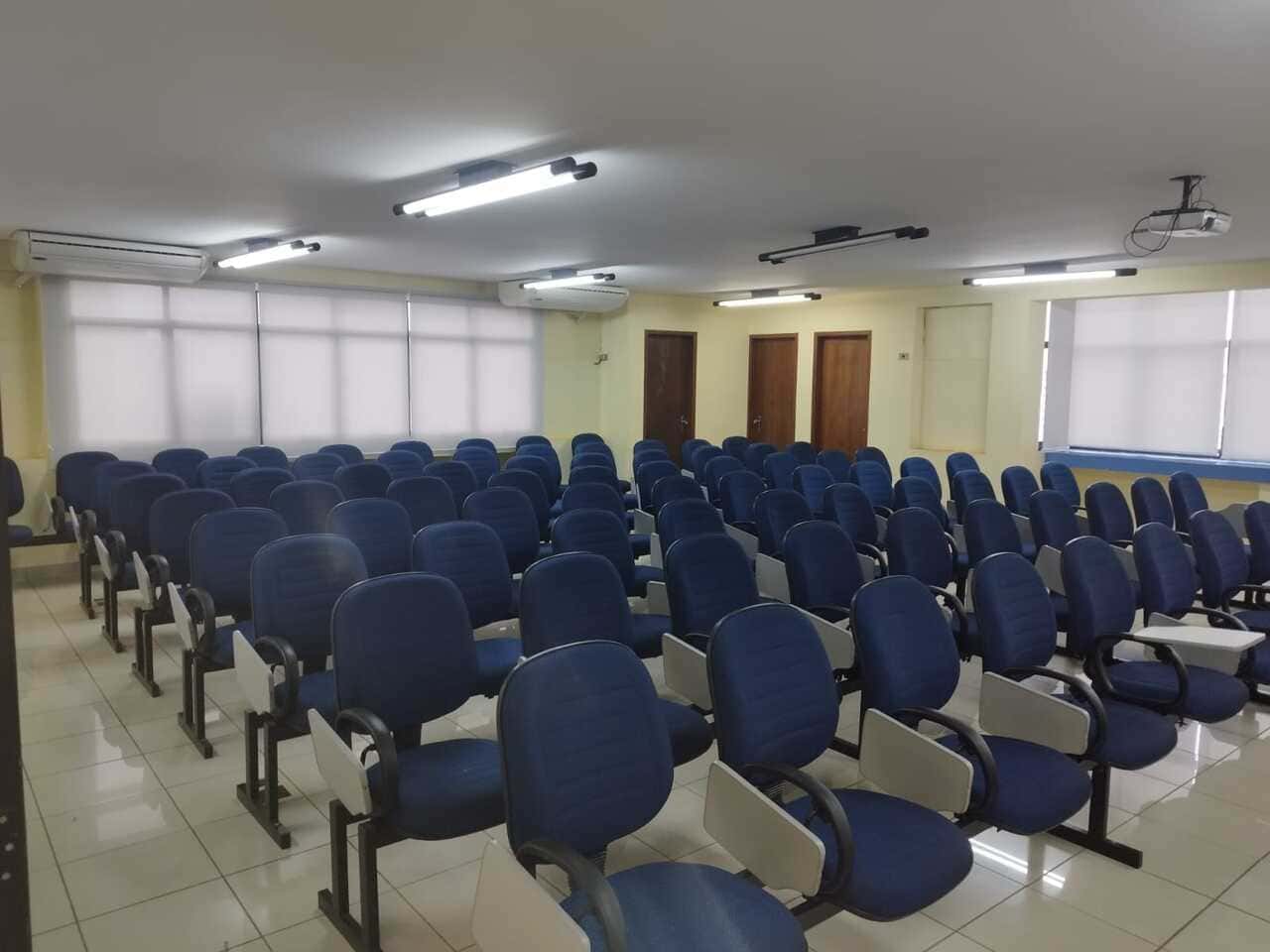 Sala Comercial nº 1303 c/ diversos bens em Maringá/PR